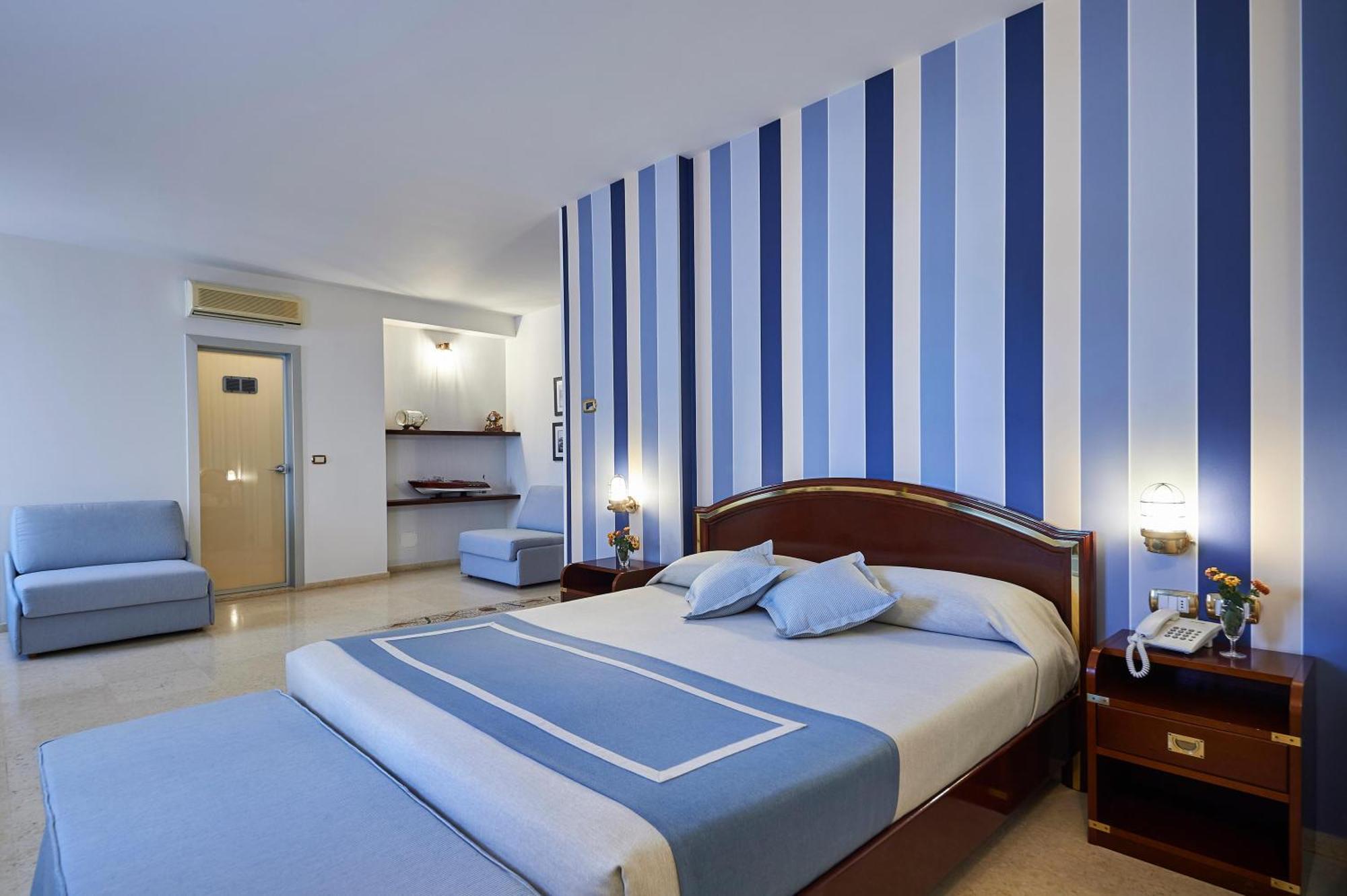 Corte Di Nettuno - Cdshotels Hotel